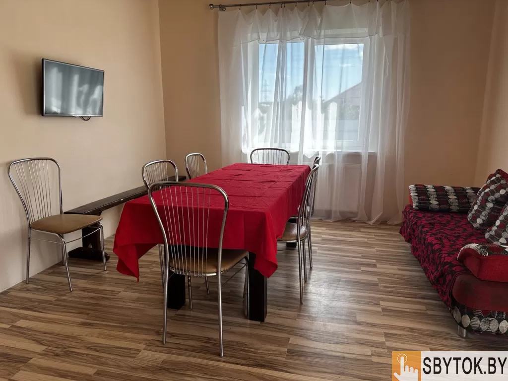 Брест. Плоска- коттедж на сутки подогреваемые полы 14 сп мест 5 комнат. 2 этажа. До 20 чел