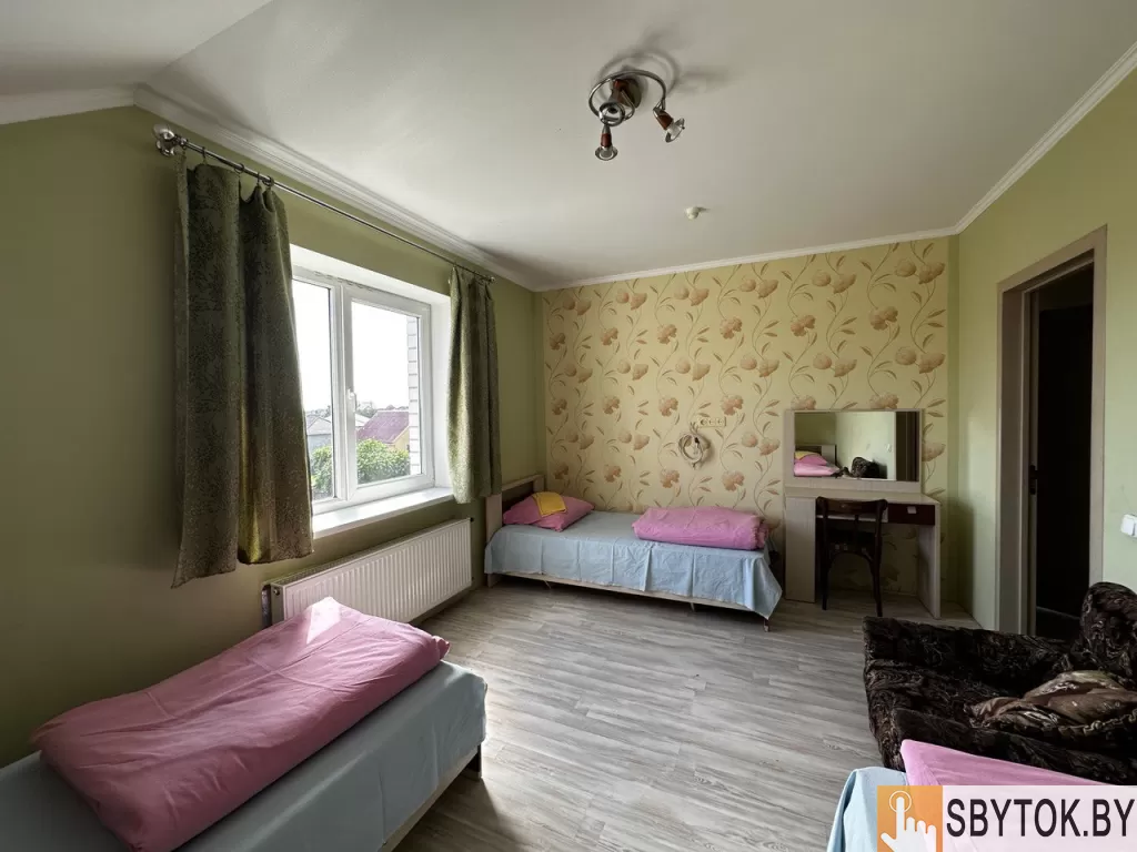 Брест. Плоска- коттедж на сутки подогреваемые полы 14 сп мест 5 комнат. 2 этажа. До 20 чел