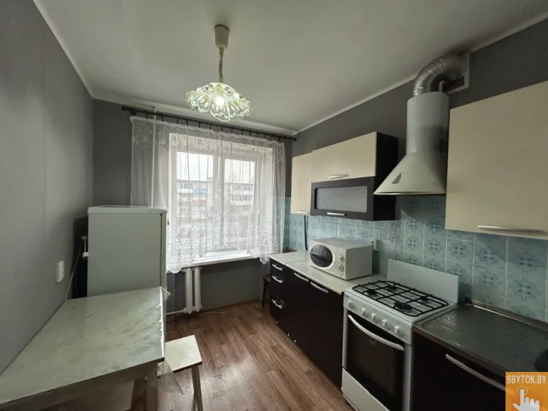 Уютная квартира посуточно в Любани. Отчетные документы предоставляю.