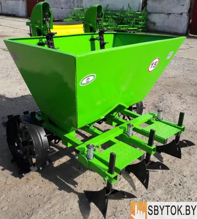 Картофелесажалка КСН-2ЛУ-01 с бочком для удобрений