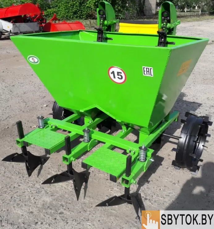 Картофелесажалка КСН-2ЛУ-01 с бочком для удобрений