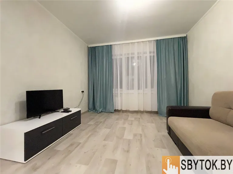 Уютная квартира на сутки ждет командированных и гостей города Барановичи