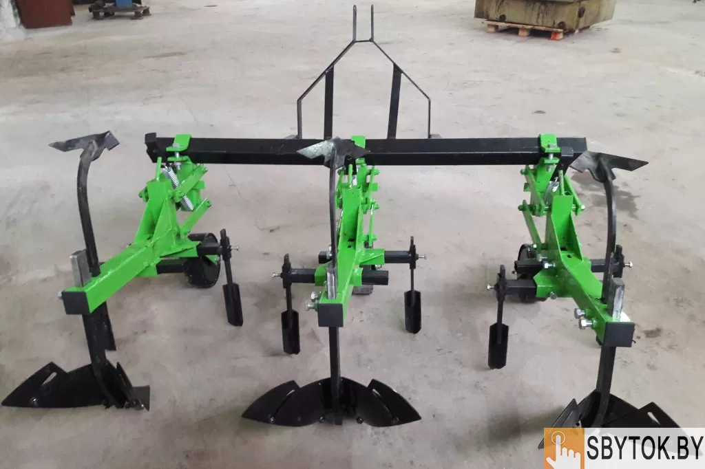 Пропольник-окучник КМО-1,65 (трёх рядный)