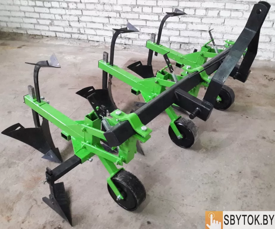 Пропольник-окучник КМО-1,65 (трёх рядный)