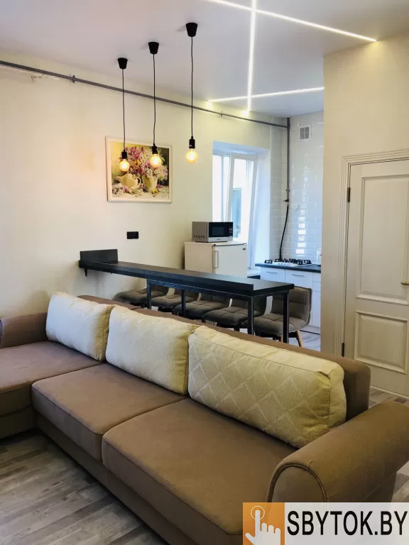 Квартира студия на сутки в центре Слуцка