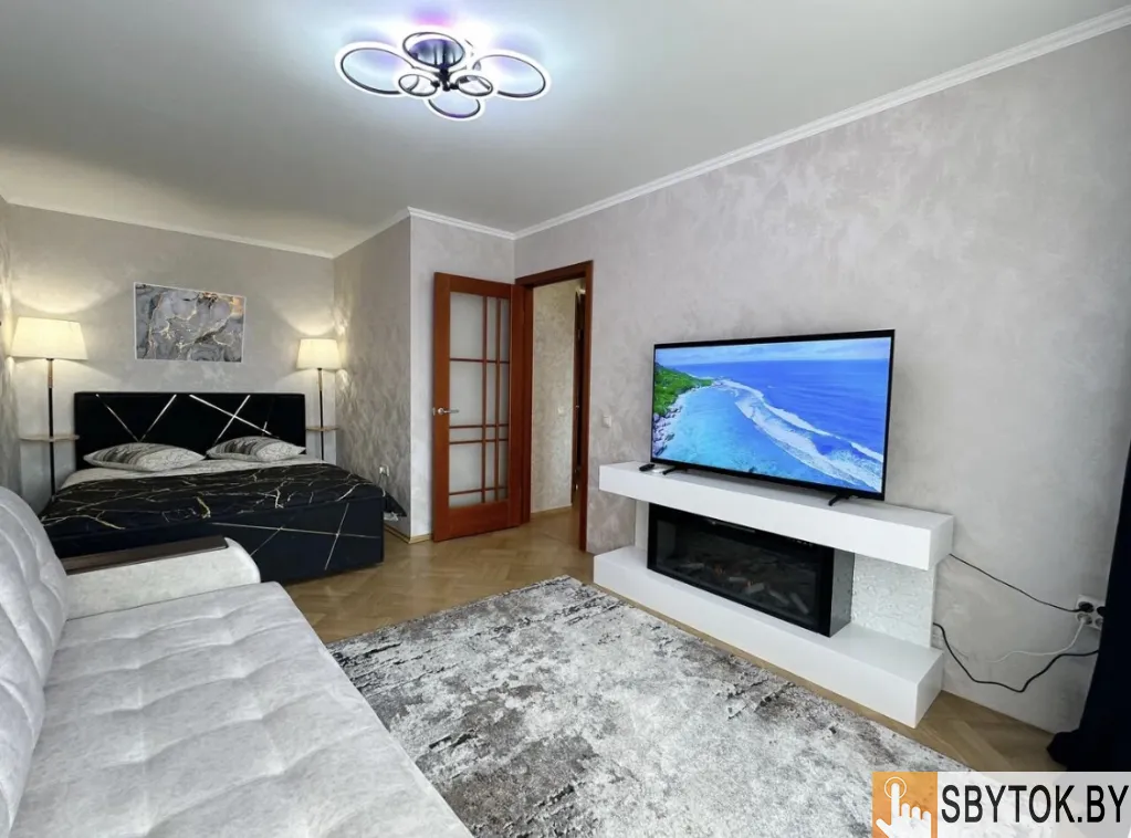 МИНСК, ЦЕНТР НА ЧАСЫ И СУТКИ !!!