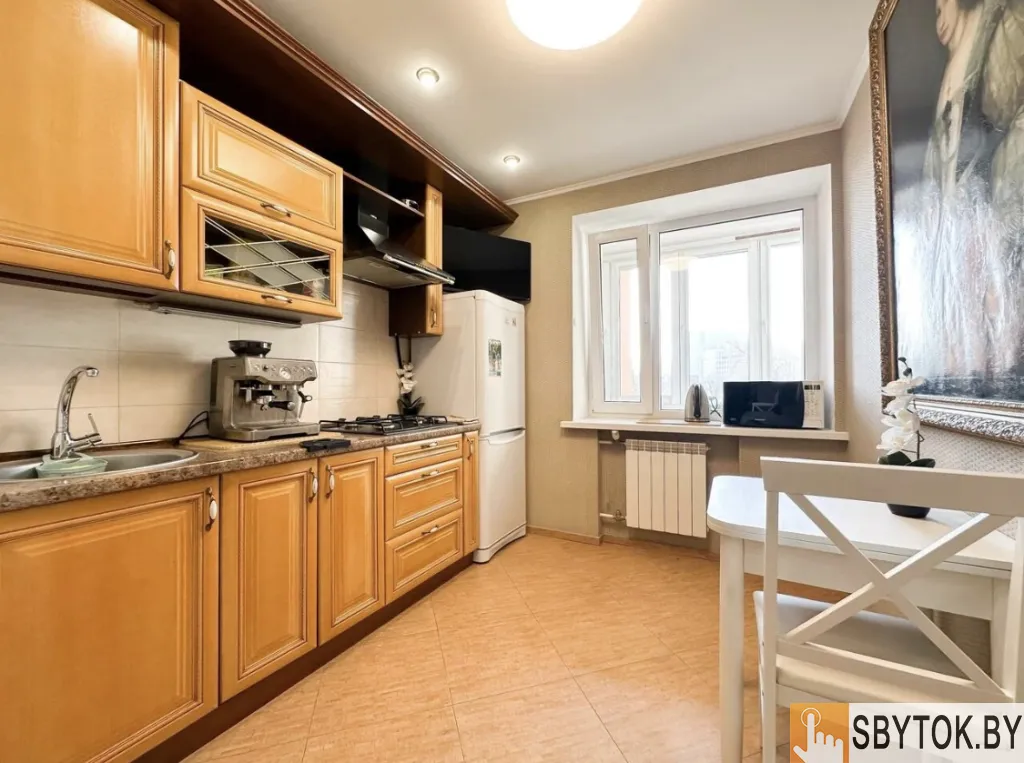 МИНСК, ЦЕНТР НА ЧАСЫ И СУТКИ !!!