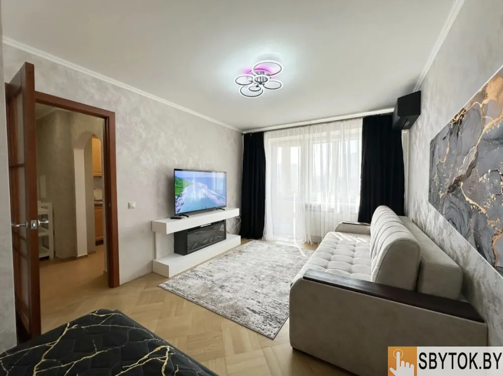 МИНСК, ЦЕНТР НА ЧАСЫ И СУТКИ !!!