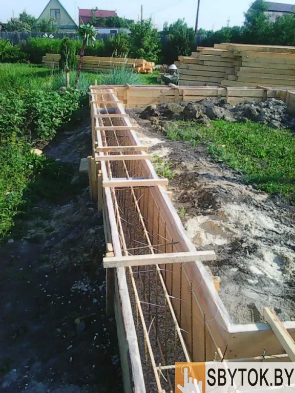 Бетонные работы, Устройство фундамента.