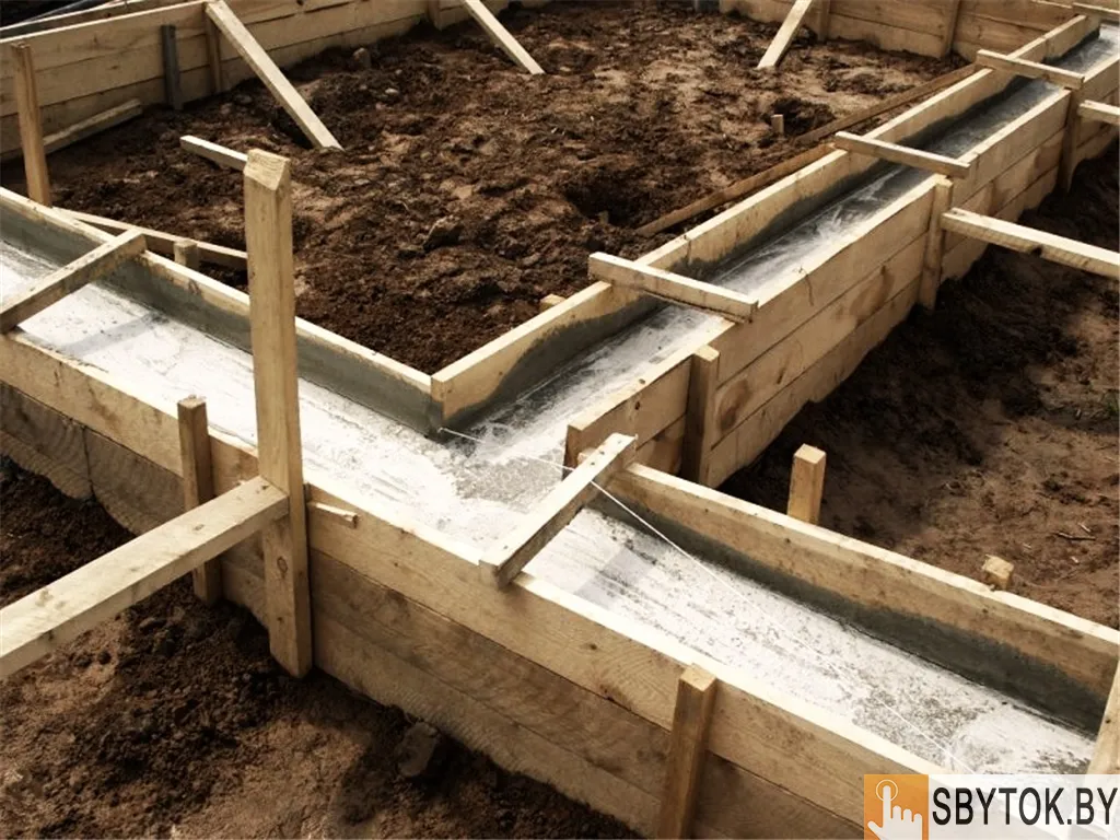 Бетонные работы, Устройство фундамента.