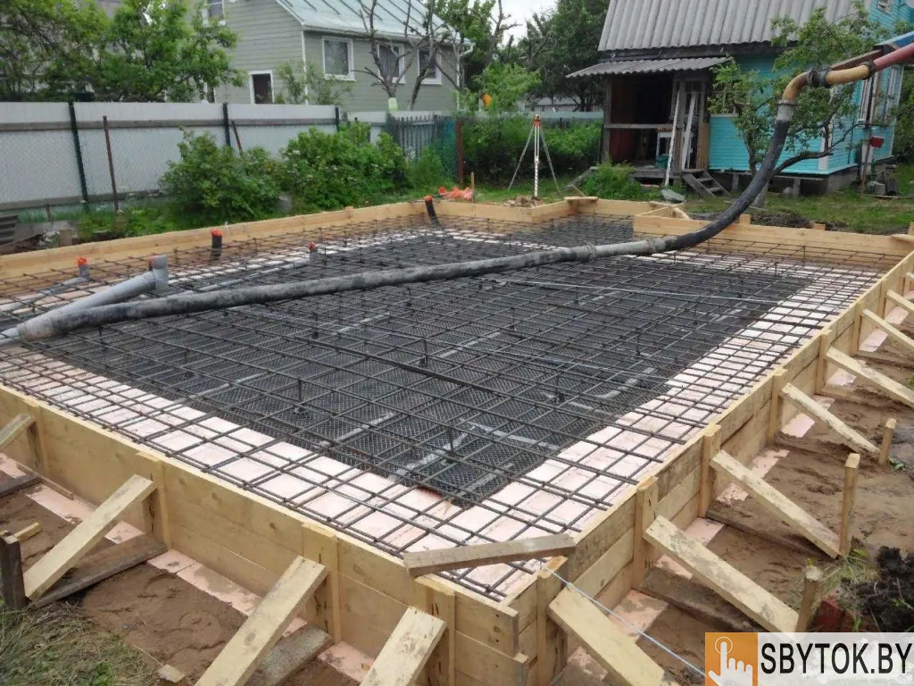 Бетонные работы, Устройство фундамента.