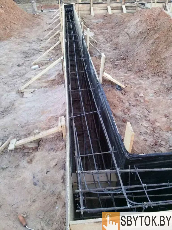 Бетонные работы, Устройство фундамента.