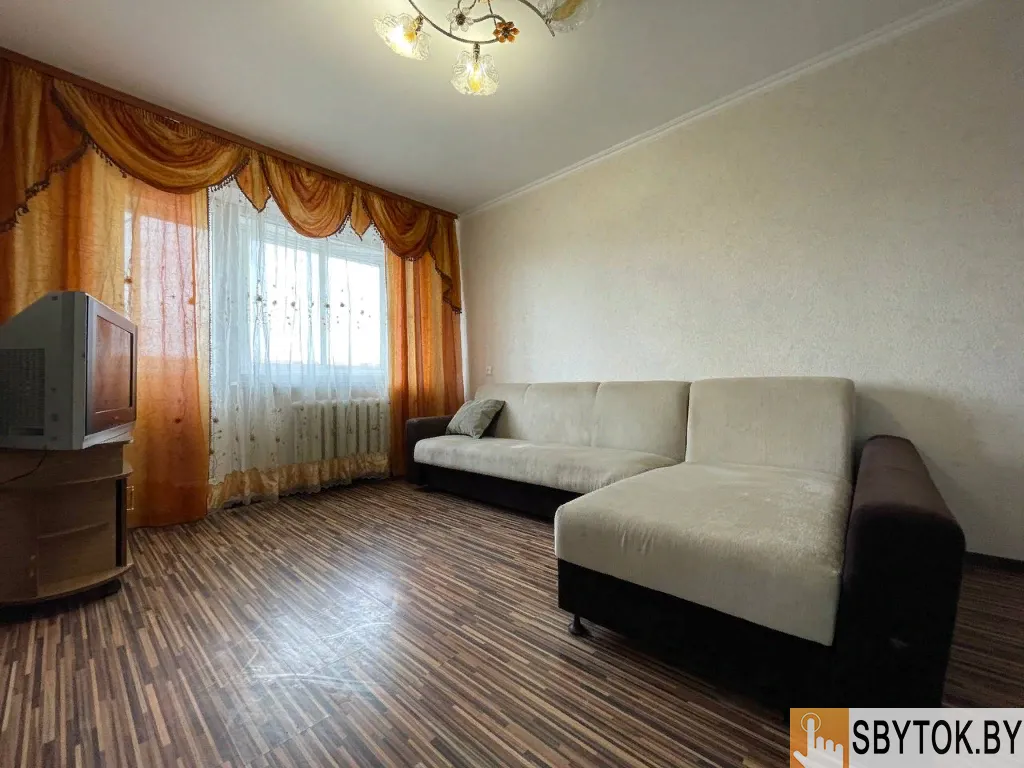 Красивая на сутки в Случке. чистая и красивая квартира