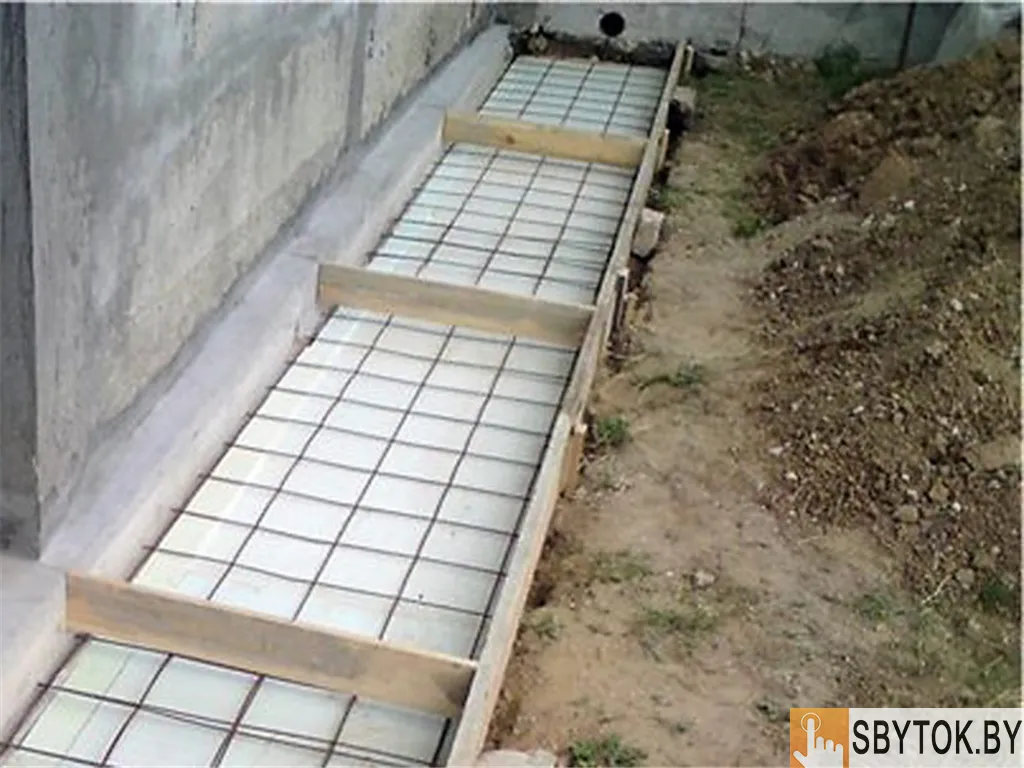 Устройство бетонной отмостки вокруг дома