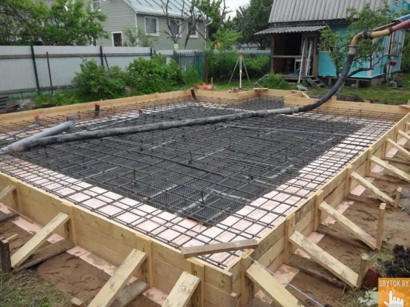 Бетонные работы, Устройство фундамента.