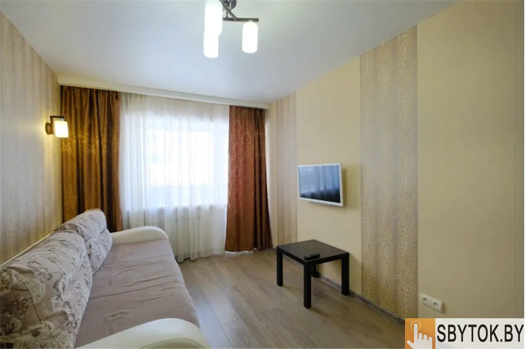 Уютная, двухкомнатная квартира на сутки в Хойниках