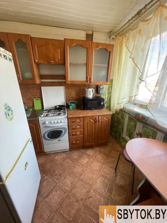 Жилье посуточно в Миоры Коммунистическая 48