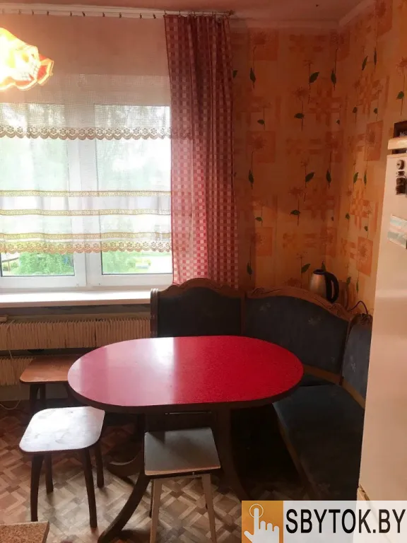 Жилье посуточно по низким ценам в Слуцке по ул. Социалистическая 116