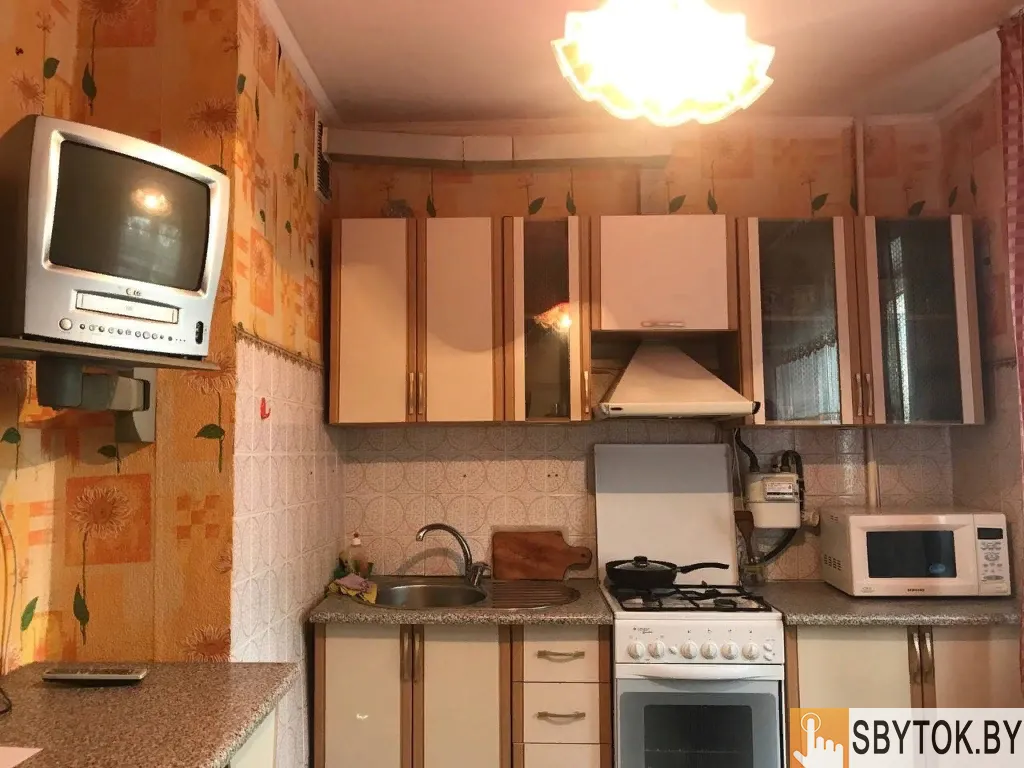 Жилье посуточно по низким ценам в Слуцке по ул. Социалистическая 116