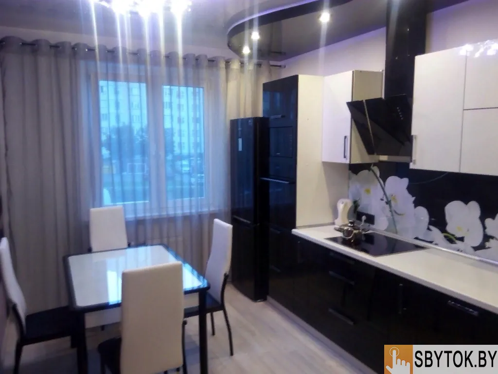 Квартира на сутки в городе Хойники, есть все необходимое.