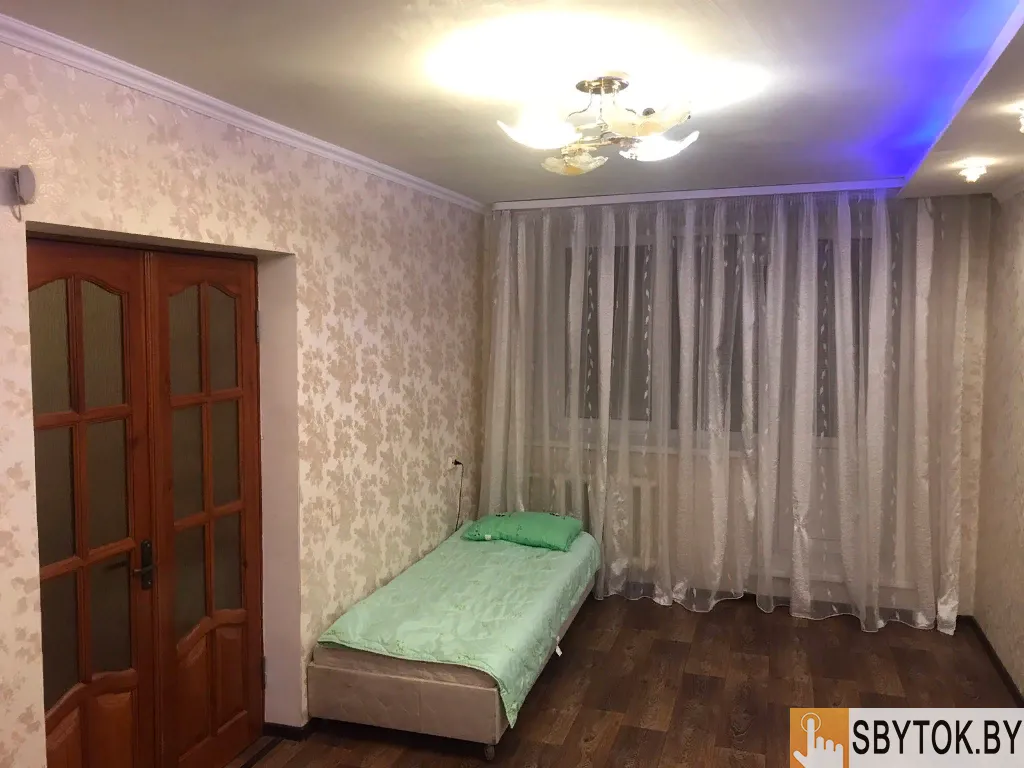 Посуточная аренда квартиры Слуцк ул.Тутаринова 1